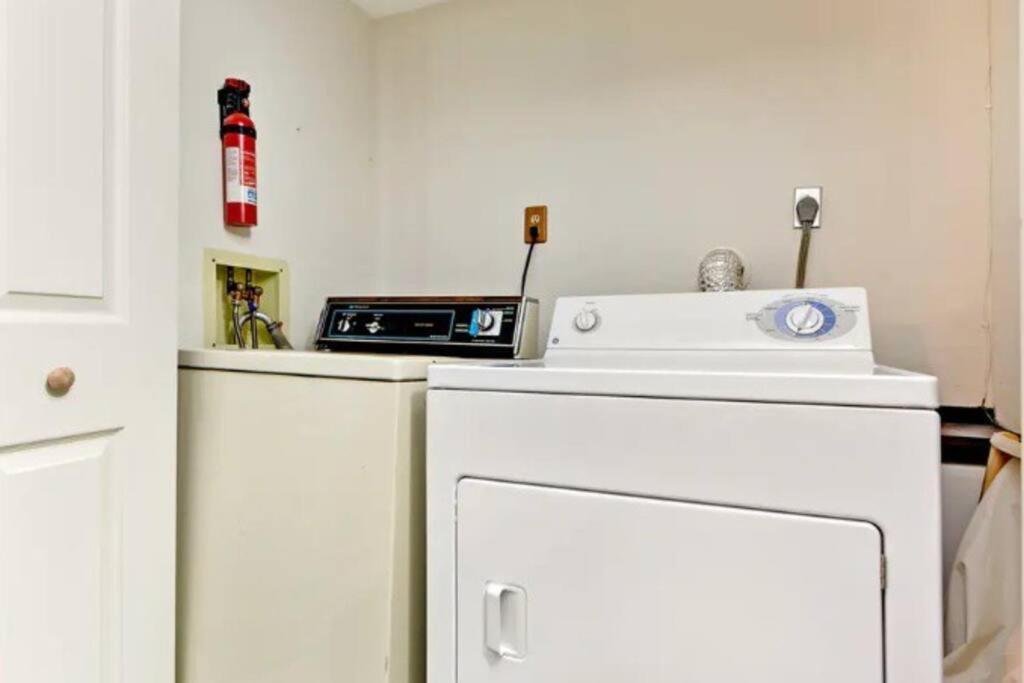 3-bedroom Vacation Steps To Camelback Area Ski-in Ski-out Holiday home *