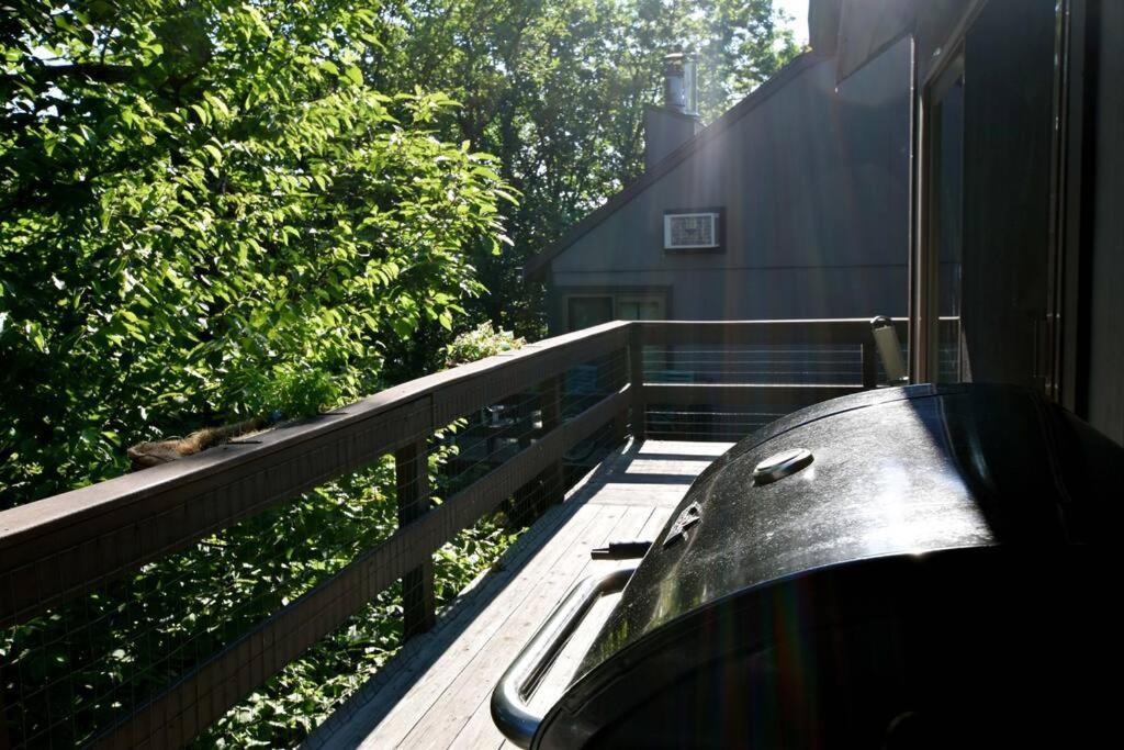 Holiday home 3-bedroom Vacation Steps To Camelback Area Ski-in Ski-out Crescent Lake